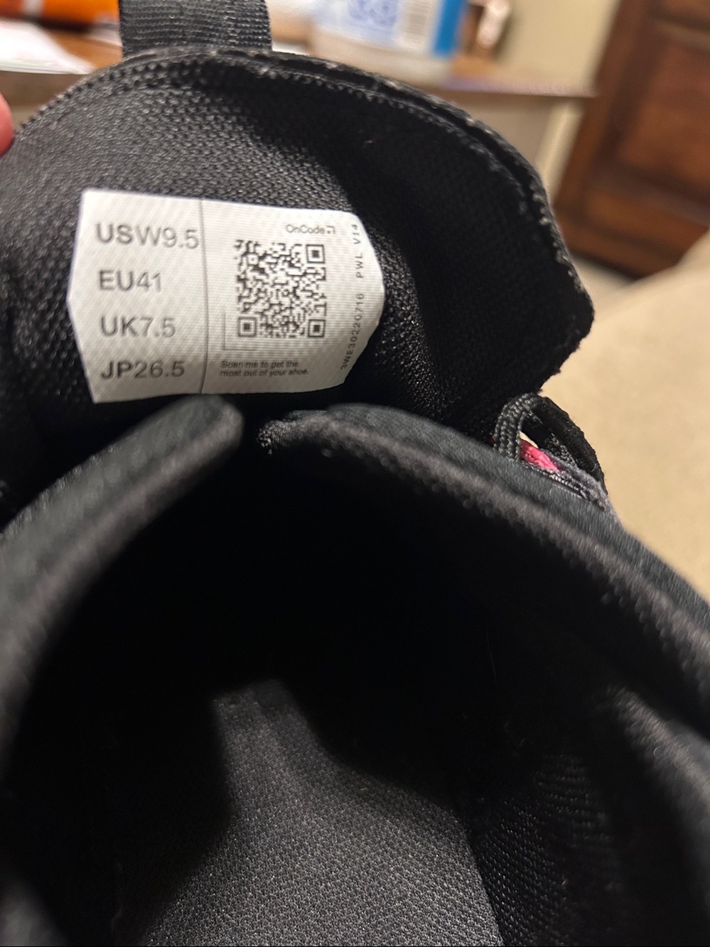 On Cloudnova 2 Running Shoes size 9.5 - Picture 2 of 8